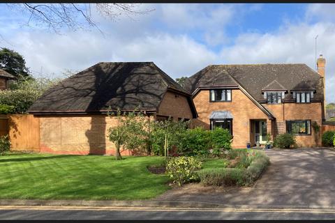 4 bedroom detached house for sale, 12 Dallington Park Road Dallington, Northamptonshire, NN5 7AA