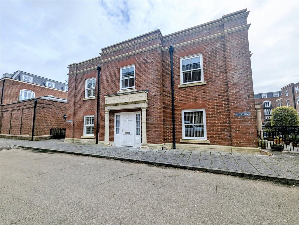 Salters Mews, Salt Meat Lane, Gosport, Hampshire, PO12 2 bed terraced