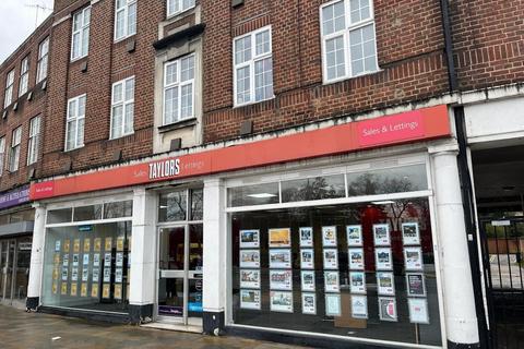 Retail property (high street) to rent, 116 The Parade, Watford WD17