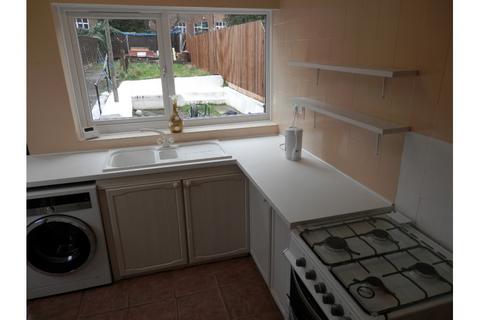 2 bedroom house share to rent - Newlyn Road, Northfield, Birmingham