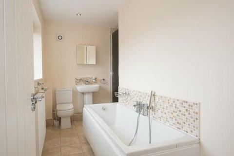 1 bedroom in a house share to rent, Rectory Road, Sutton Coldfield, Birmingham, B75 7RY