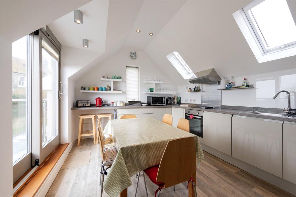 Wyke Regis, Dorset 2 bed detached house for sale £485,000