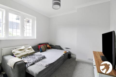 3 bedroom house to rent - Dickson Road, London, SE9