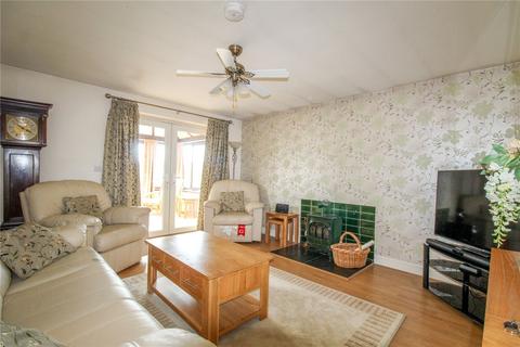 5a Bream Close, Melksham, SN12 7JX