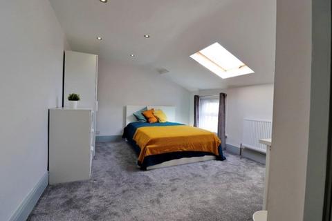 1 bedroom apartment to rent, Beechfield Road London SE6