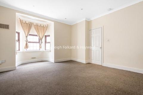Flat 1, 79 Laleham Road, London, SE6 2JJ