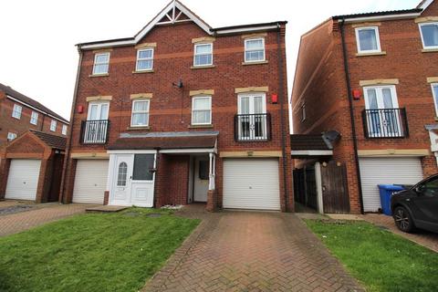3 bedroom semi-detached house for sale, Birchwood View, Gainsborough