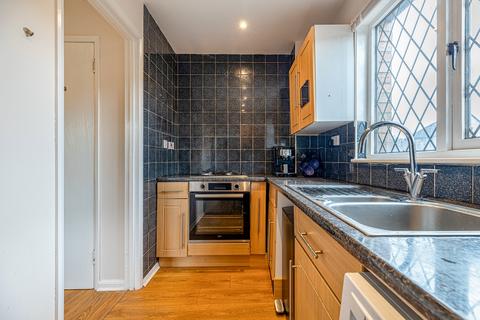 86 Millhouse Drive, Glasgow, G20 0UE