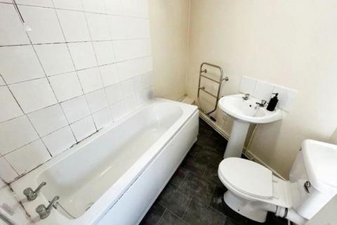 1 bedroom flat for sale, Stafford House, Coalville LE67