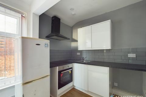 1 bedroom flat to rent, Coop Street, Blackpool FY1