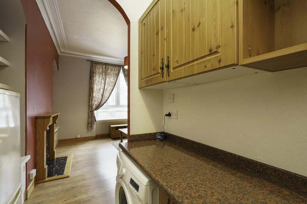 4. Kitchen area angle 2