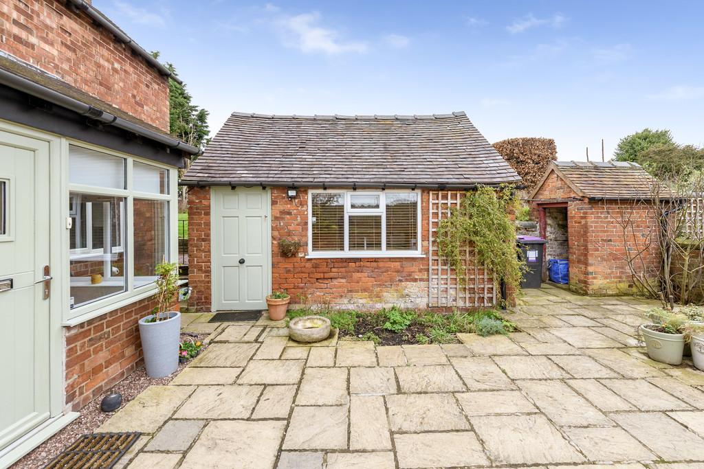 Outbuilding Office
