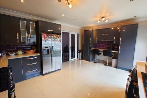 32 Stirling Road, Hayes, UB3 3AH