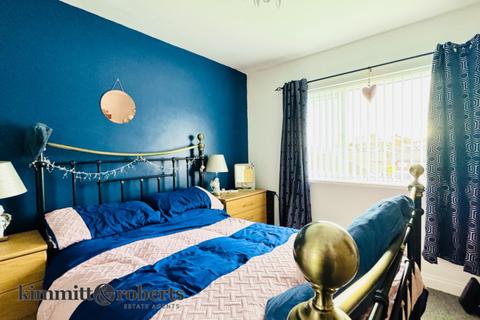 32 Oakerside Drive, Peterlee, SR8 1JN