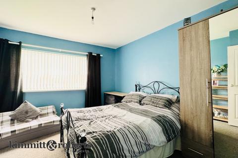 32 Oakerside Drive, Peterlee, SR8 1JN