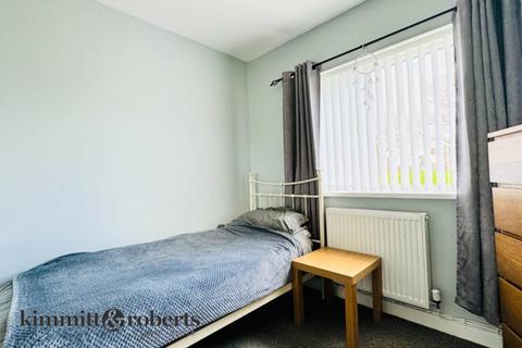 32 Oakerside Drive, Peterlee, SR8 1JN