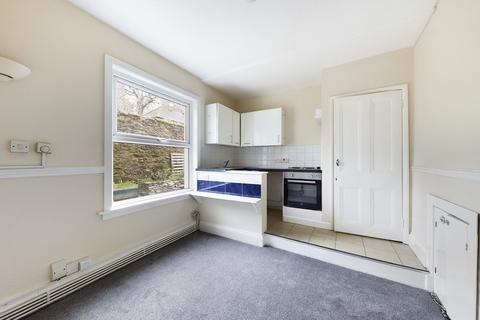 1 bedroom ground floor flat to rent, Victoria Place, Plymouth PL2