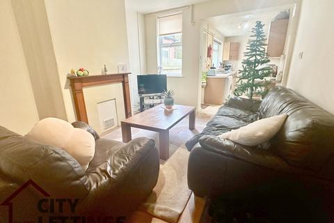 4 bedroom terraced house to rent, Cromwell Street, Arboretum