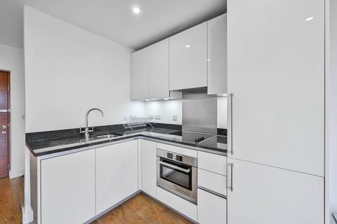 1 bedroom flat to rent, Dowding Drive, Kidbrooke, London, SE9