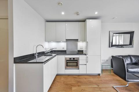 1 bedroom flat to rent, Dowding Drive, Kidbrooke, London, SE9
