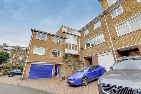 6 bedroom house to rent - Meadowbank, Primrose Hill, London, NW3