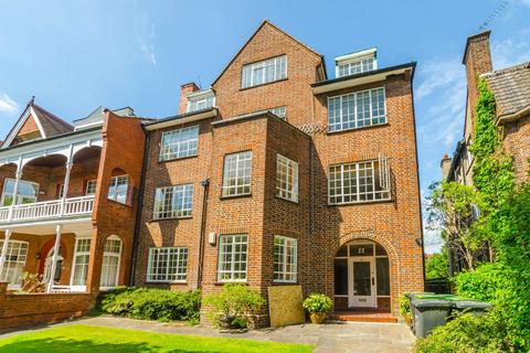3 bedroom flat for sale, Queens Avenue, Muswell Hill, London, N10