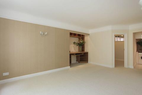 2 bedroom flat for sale - Mortimer Crescent, North Maida Vale, London, NW6