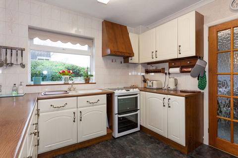 42 Coniston Drive, Holmes Chapel, Crewe, CW4 7LB