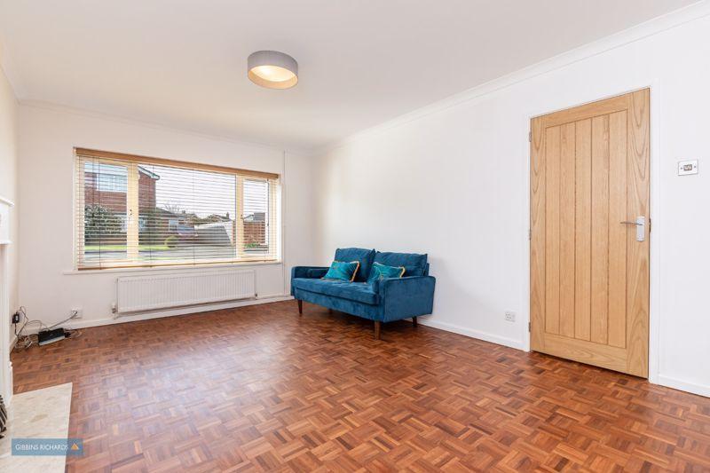 Sitting/Dining Room