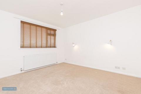1 Sutherland Close, Taunton, TA1 4LE