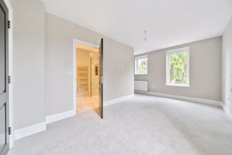70 Selcroft Road, Purley, CR8 1AH