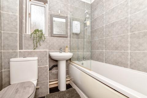 31 Marigold Way, Croydon, CR0 8YB