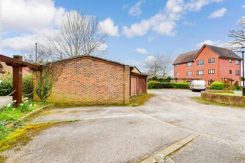 31 Marigold Way, Croydon, CR0 8YB