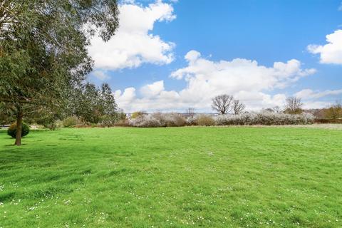 31 Marigold Way, Croydon, CR0 8YB