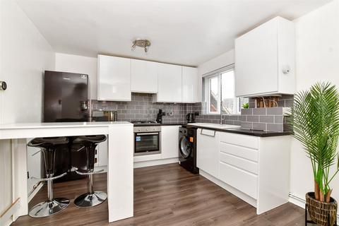 31 Marigold Way, Croydon, CR0 8YB