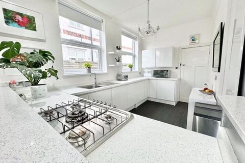 3 bedroom semi-detached house for sale, SIGNHILLS AVENUE, CLEETHORPES