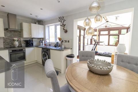 3 bedroom semi-detached house for sale, Coopers Close, Taverham, Norwich