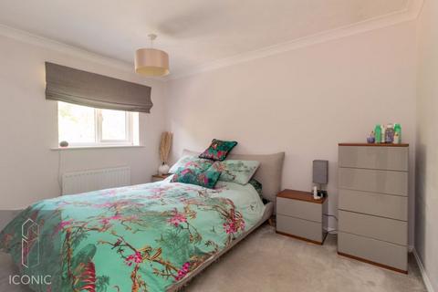 24 Coopers Close, Taverham, Norwich, NR8 6QZ