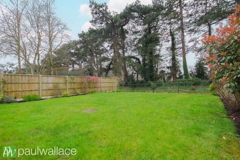 4 bedroom detached house for sale - Manor House Gardens, Wormley, Broxbourne