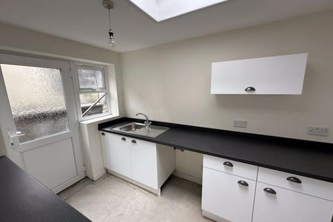 2 bedroom terraced house for sale, Deiniolen, Gwynedd