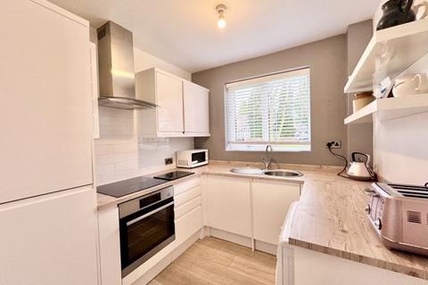 2 bedroom apartment for sale, Flat 2 Eton Court, Vesey Close, Four Oaks, Sutton Coldfield, B74 4QN