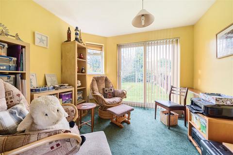 3 bedroom terraced house for sale - Princess Drive, Kirby Muxloe, Leicester, LE9 2DJ