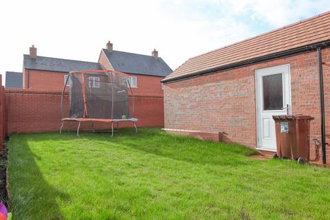 4 bedroom semi-detached house for sale - Nickling Road, Banbury