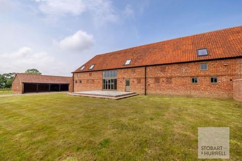 5 bedroom barn conversion for sale, Hall Road, Great Yarmouth NR29