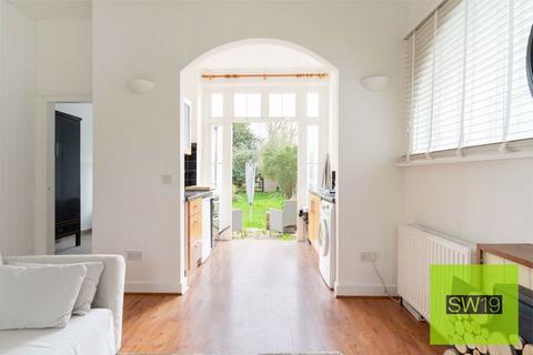 4a Mostyn Road, London, SW19 3LH