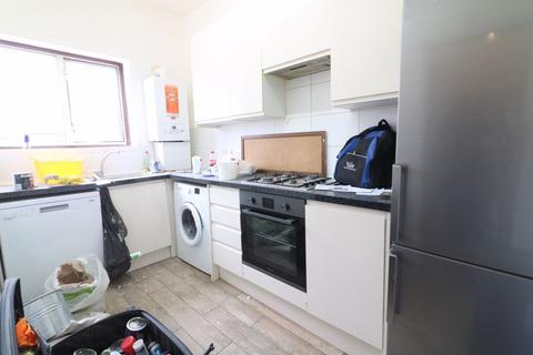3 bedroom flat to rent, Three Bed Flat to Rent