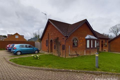 2 bedroom bungalow for sale, Holmer Place - Retirement Property for Over 55's