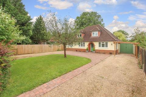 5 bedroom chalet for sale, Aston Clinton