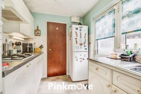 2 Dancing Close, Undy, Caldicot, NP26 3JT