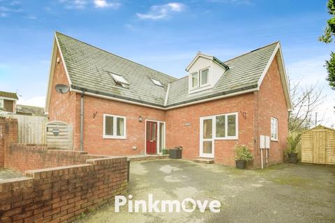 5 bedroom detached house for sale, Ton Road, Cwmbran - REF# 00024419